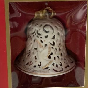 Wedgewood  Our First Christmas 2005 Bell